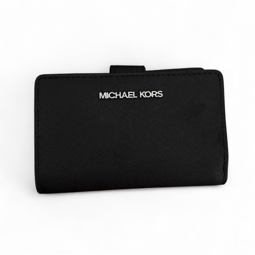 Michael Kors Medium Crossgrain Leather Cardholder Wallet